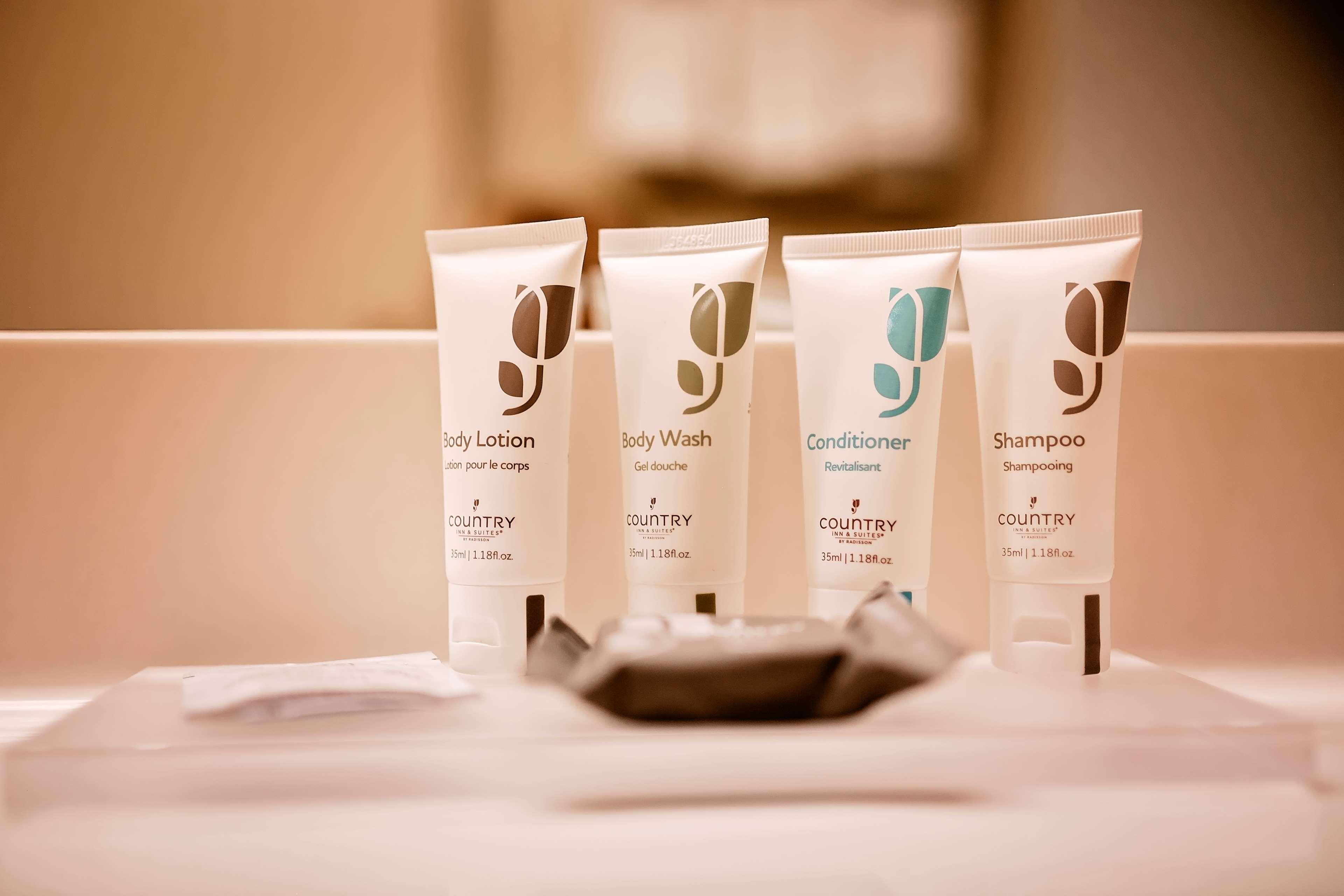 Travelodge Suites By Wyndham Regina - Eastgate Bay エクステリア 写真