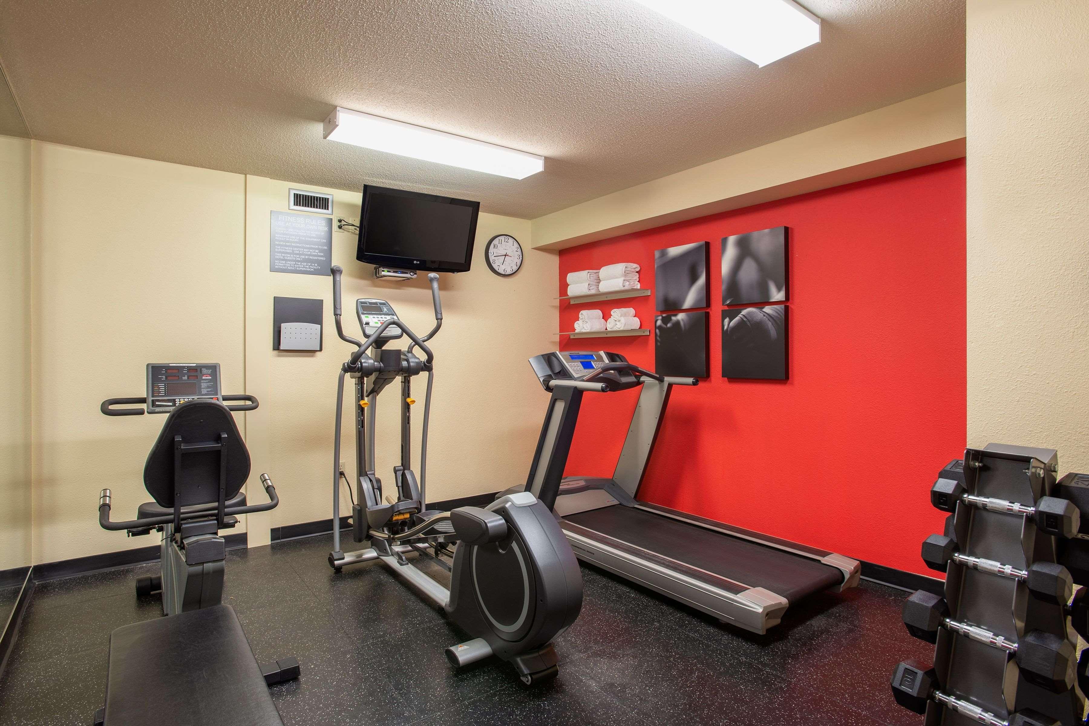Travelodge Suites By Wyndham Regina - Eastgate Bay エクステリア 写真