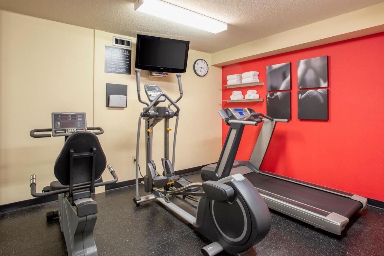 Travelodge Suites By Wyndham Regina - Eastgate Bay エクステリア 写真