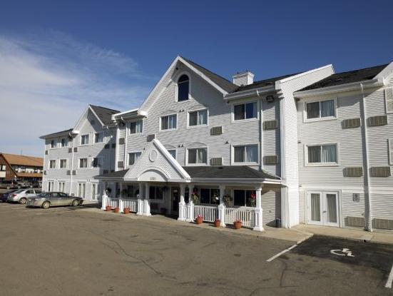 Travelodge Suites By Wyndham Regina - Eastgate Bay エクステリア 写真
